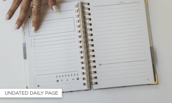 The STARTplanner Quarterly Undated - Raspberry