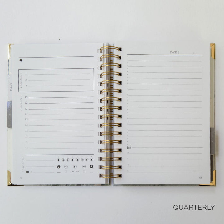 The STARTplanner Quarterly Undated - Leaf Brush Strokes