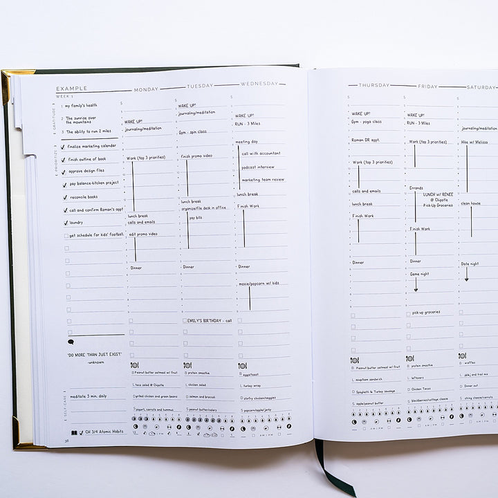 2023 STARTplanner Casebound Weekly (Dated)